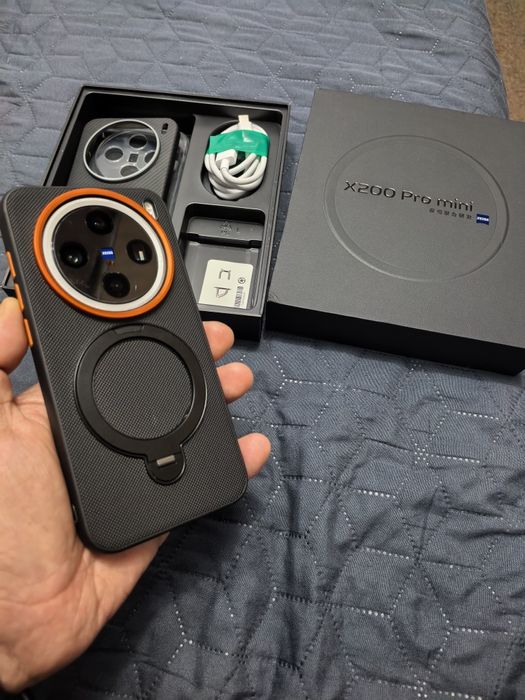 Vivo X200 Pro mini - 12GB RAM / 256GB -  Full box