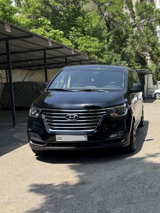 Продаётся минивэн Hyundai Starex