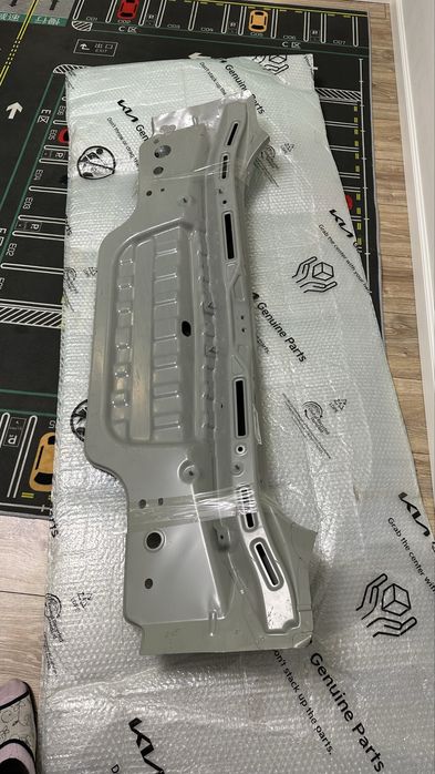 Kia k5 Задняя панель