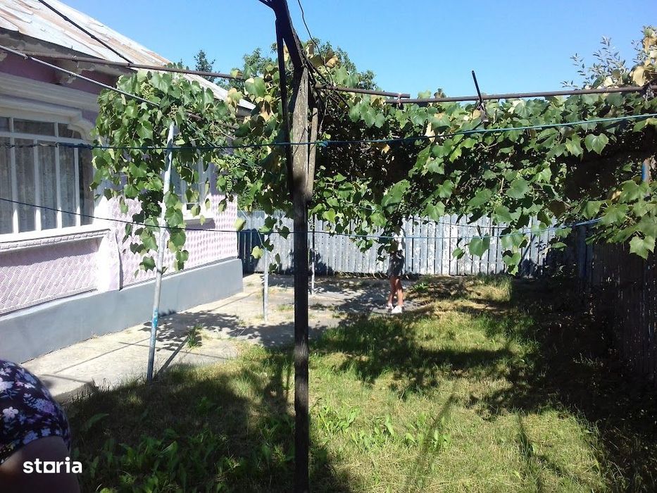 Vand Casa Comuna Dochia