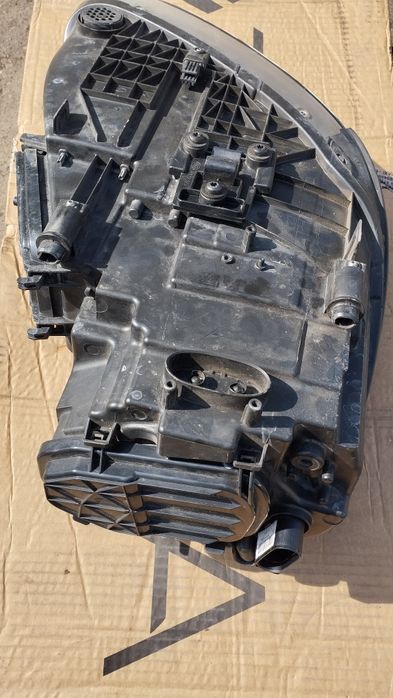 Ляв фар за Порше Кайен/ Porsche Cayenne