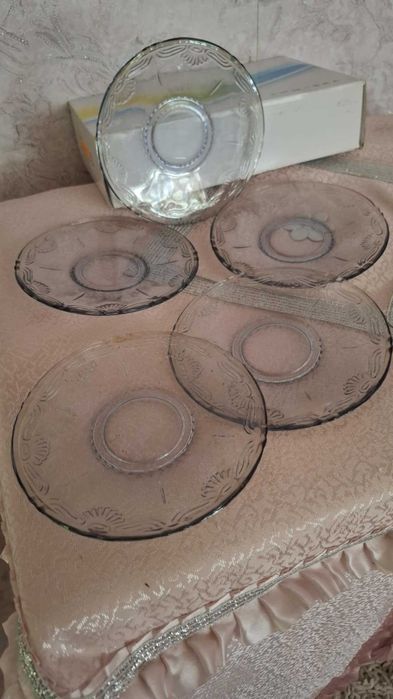 Ретро Сервиз десертен /цветно стъкло