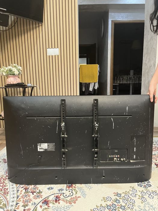 Продам телевизор