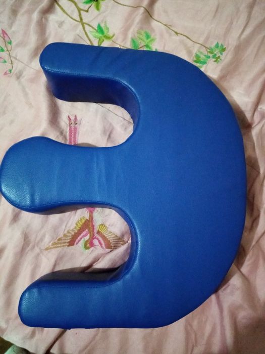 Падушка для инвалидов, почти новая.