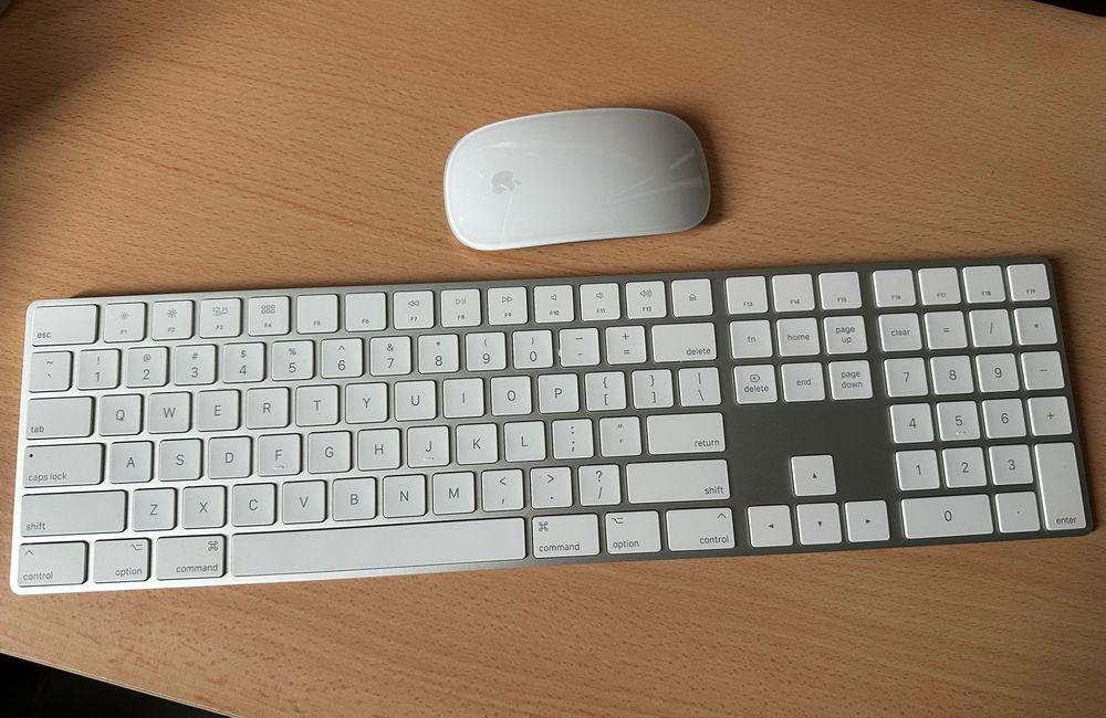 Apple Magic Mouse and Keyboard/ мишка и клавиатура