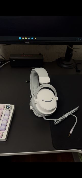 Наушники Fifine h9 белые.