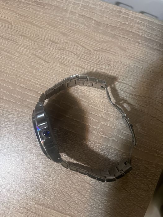 Часовник Cartier Quartz