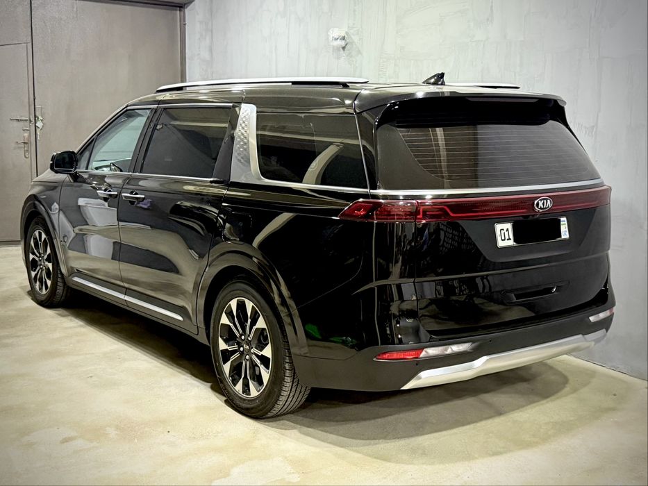 Kia Carnival Фулл 3.5 атмосферный мотор