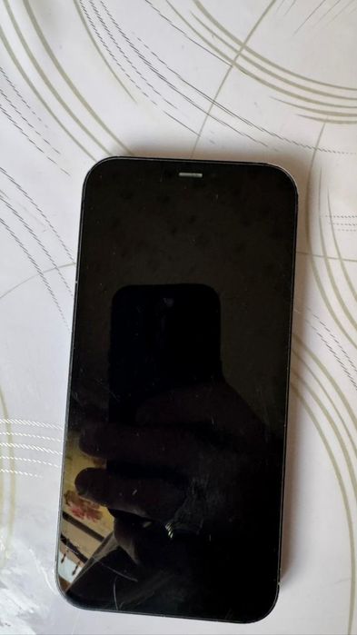 Айфон 12  черный