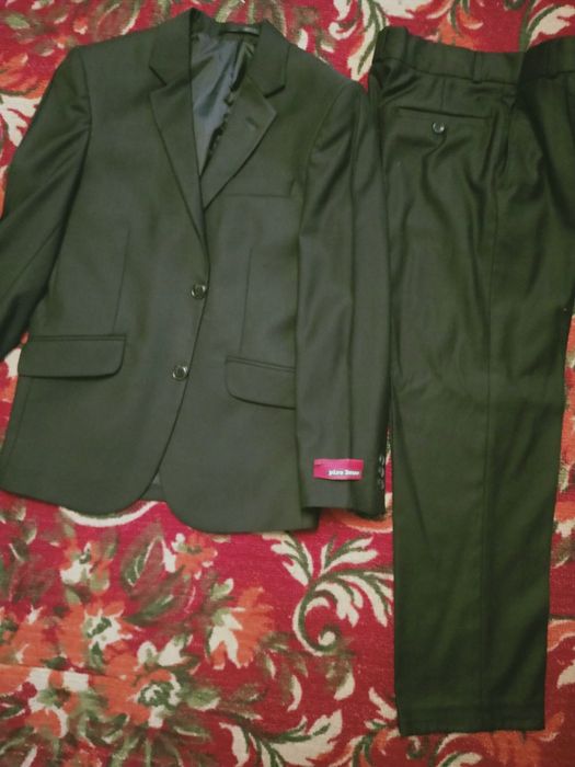Продам костюм брюки для 12-14 лет