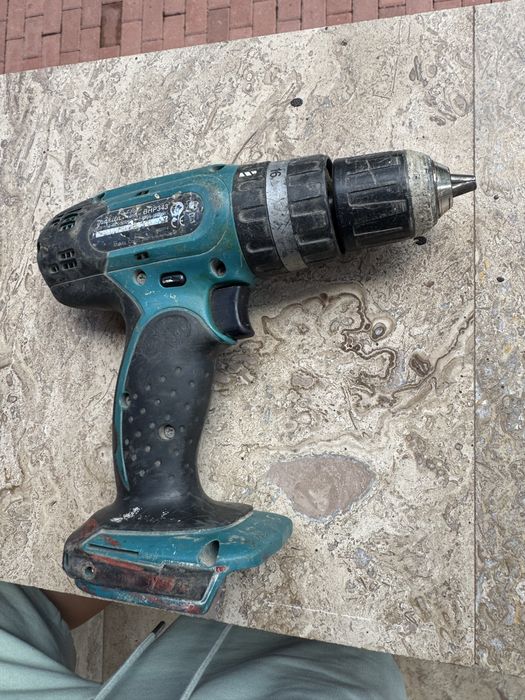 Makita винтовер 14,4V боди