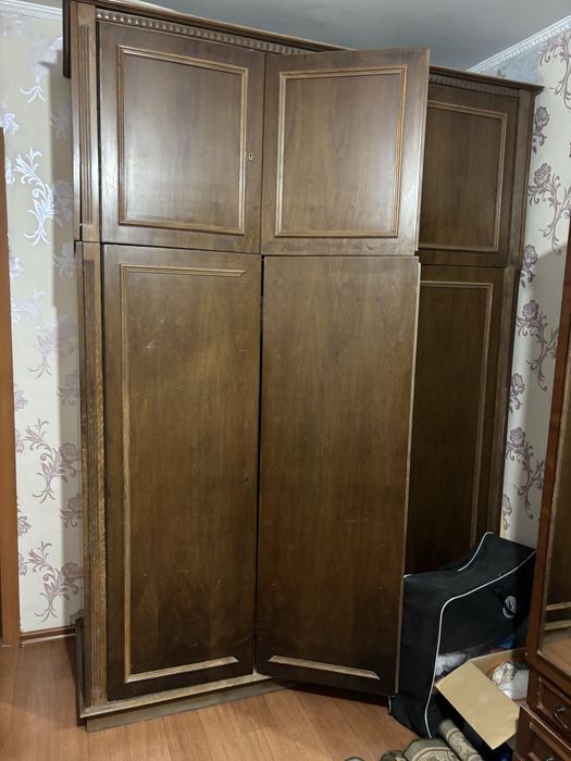 Кровать шкафы отдам