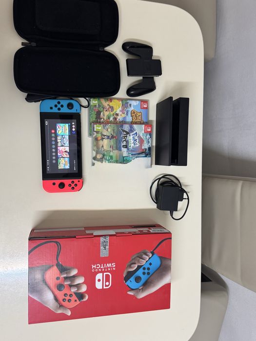Nintendo Switch si 2 jocuri