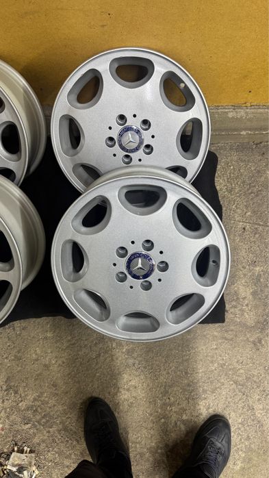 Продам диски мерседес R16