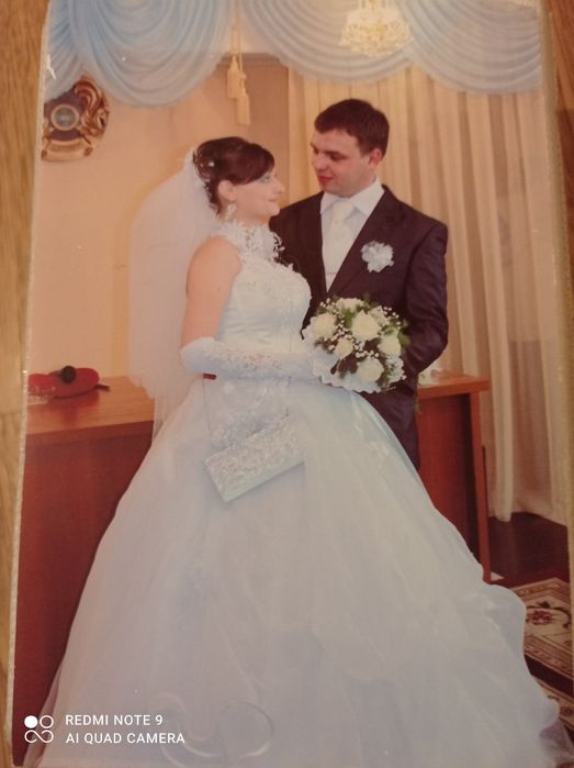 Продам свадебное платье