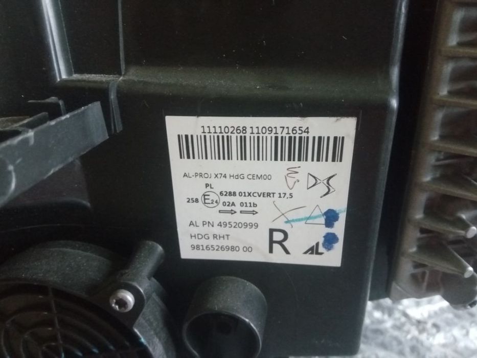 far citroen ds7 far stanga led 9816527080