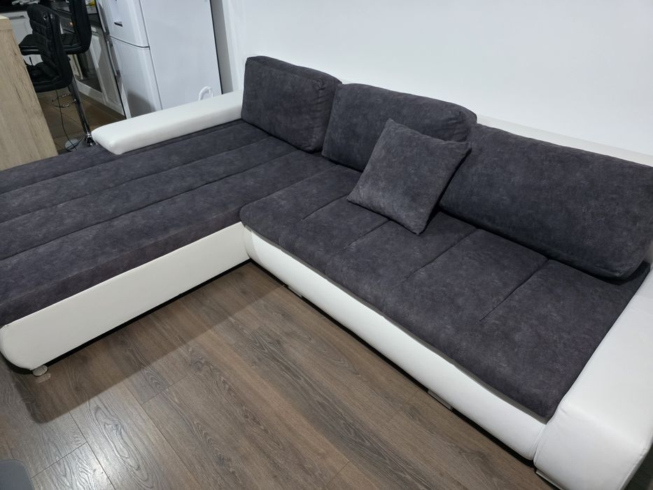 Vand coltar extensibil stare excelenta fara pete sau defecte 
L(lungim