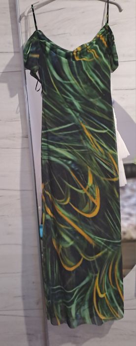 Нова рокля Zara размер s