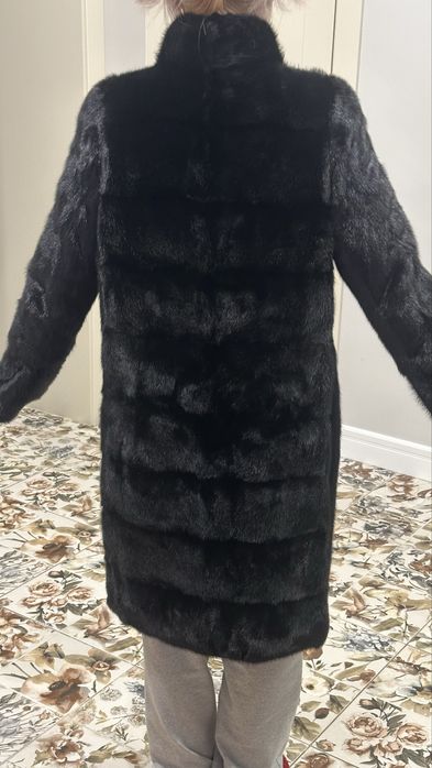 Продам норковую шубу