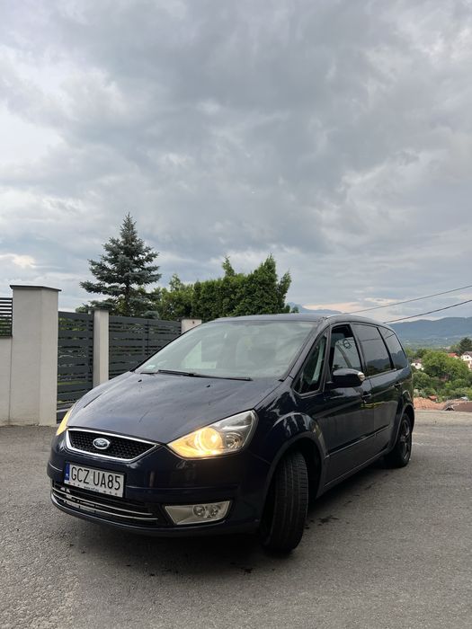De vanzare ford galaxy 2.0 tdci