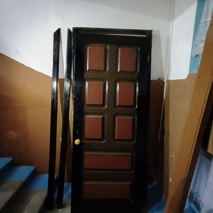 Дверь массив дерева