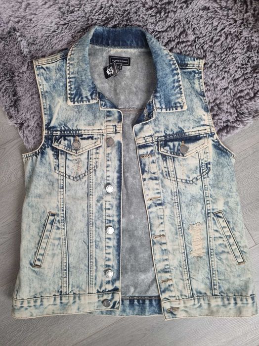Vesta denim, noua, cu eticheta