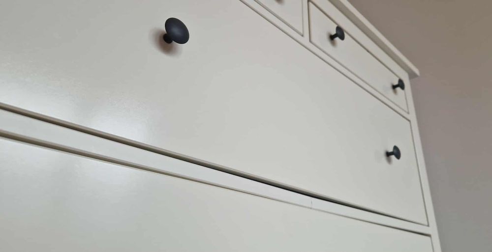 Бял скрин Икеа Hemnes