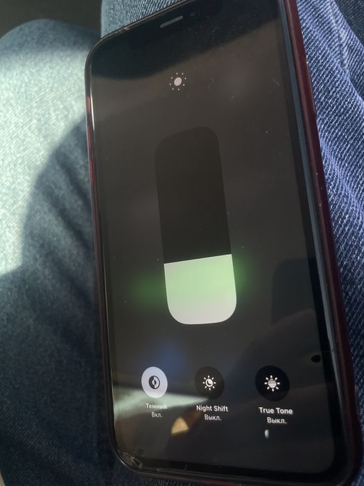 Iphone XR 64 Gb  84 yomkost