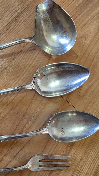 Lot 4 tacâmuri vechi argintate WMF 90 germane, de colecţie