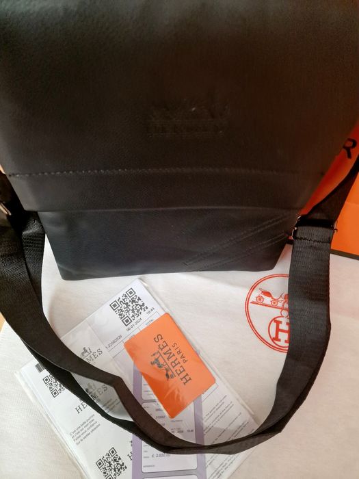 Borsete Hermes, logo imprimat, curea reglabila, saculet,etichetă