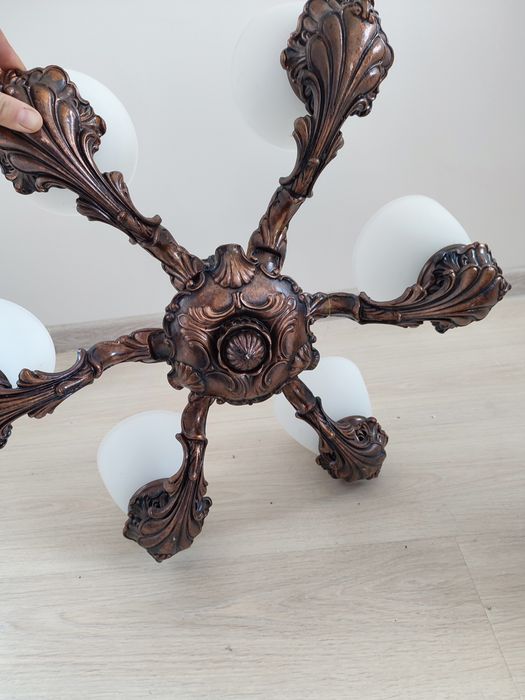 Полилей, енергоспестяващи крушки