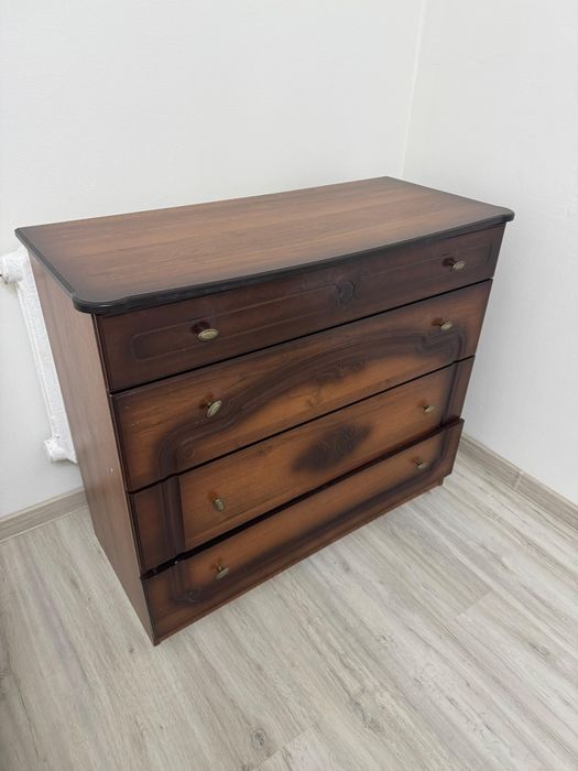 Продам комод            .