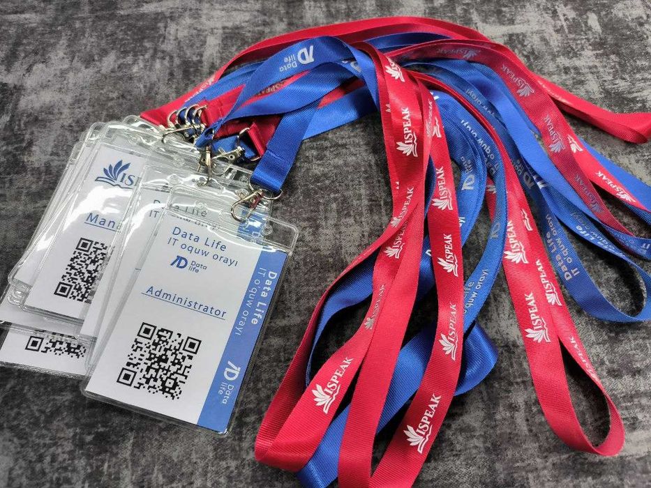 Изготавливаем бейджики с вашим дизайном