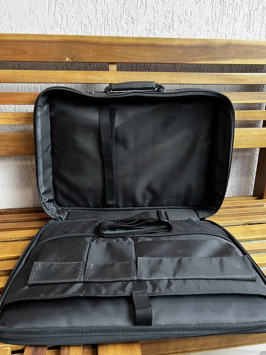 Чанти за лаптоп