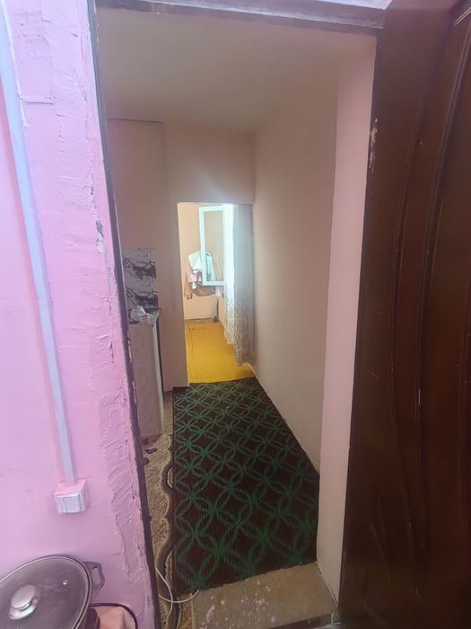 Продаётся 1 комнатная квартира в Чирчике