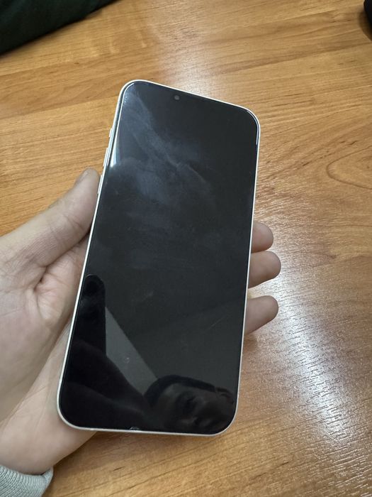 Iphone 14+ ideal holatda