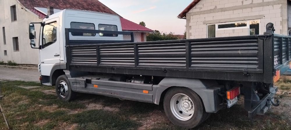 MERCEDES  Atego 818