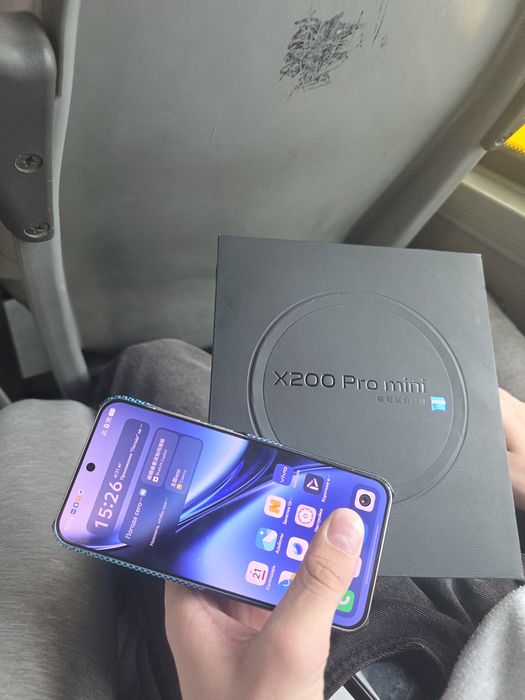 СРОЧНАЯ продажа Vivo x200 pro mini 512/12