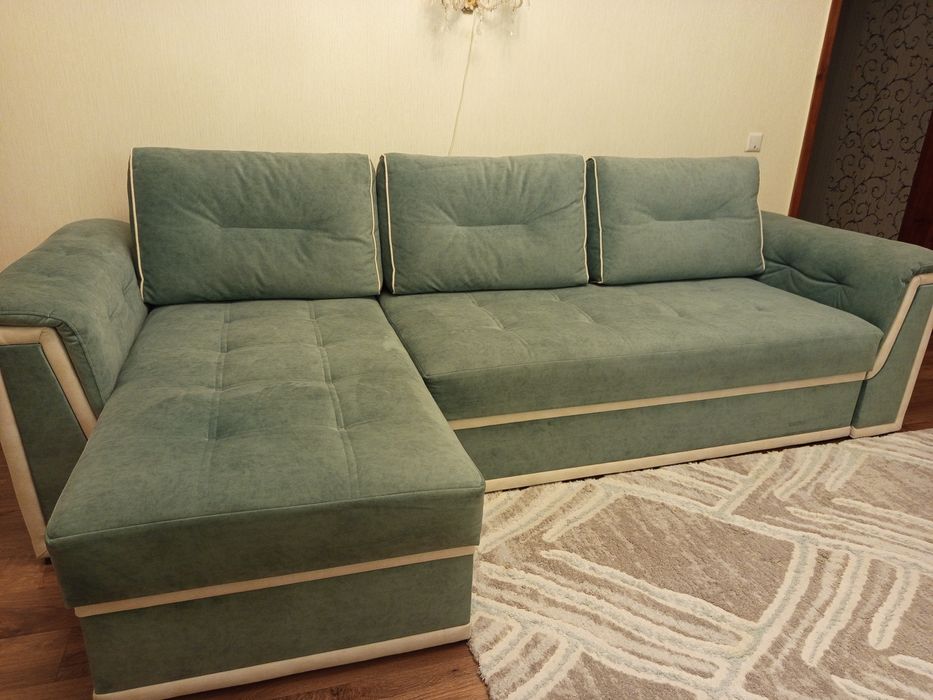 Продам угловой диван