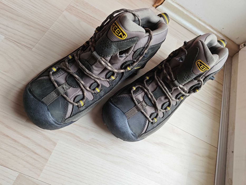 KEEN Мъжки зимни обувки (подходящи за преход и планина, 41 номер)