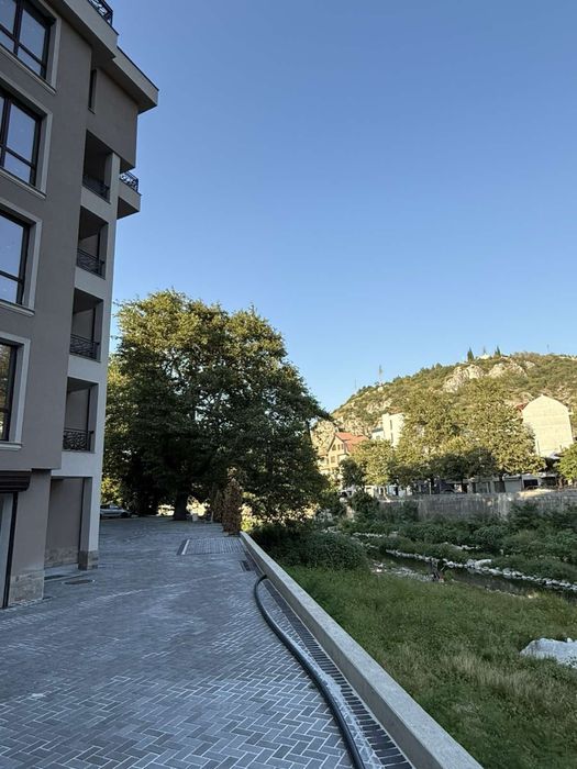 Дава се под наем Четиристаен апартамент в Асеновград - 160 кв.м за 1500 € - Снимка #23