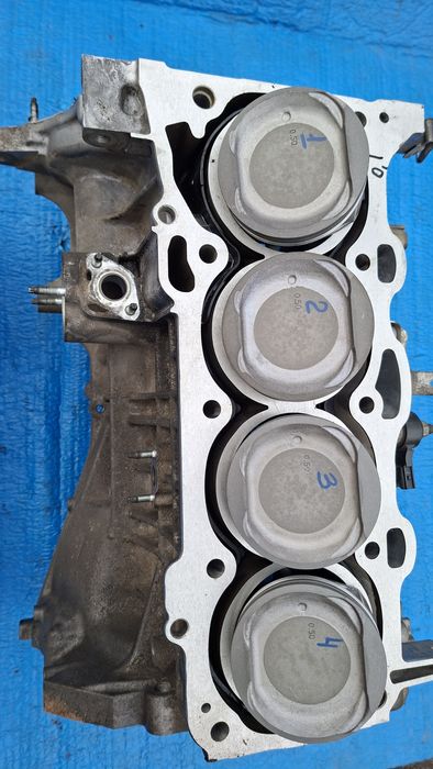 Блок  2AZ-FE Toyota