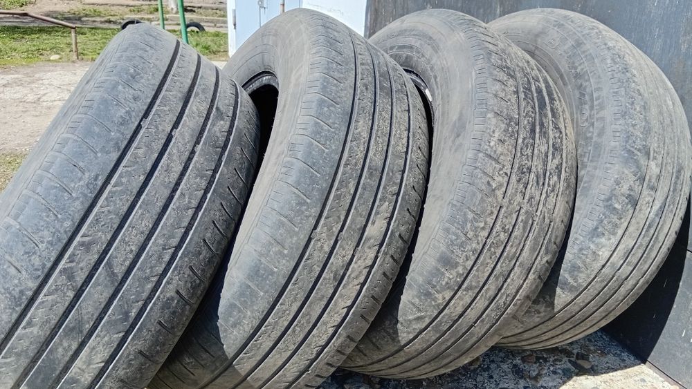 Шины Maxxis летние 265*65*R17