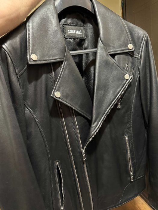 Кожено яке от висококачествена агнешка кожа размер S/M (48).