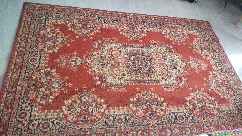 Продам ковер персидскии натуральный