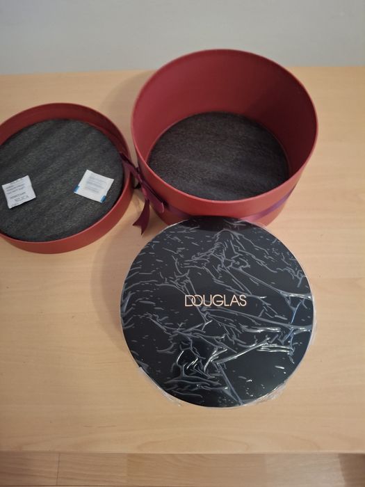 Paleta de machiaj , ediție limitată ,Douglas Star Palette