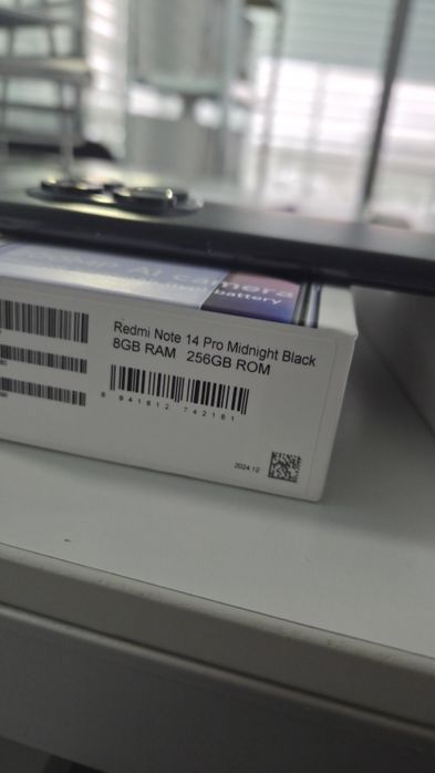 Vând Redmi Note 14 Pro