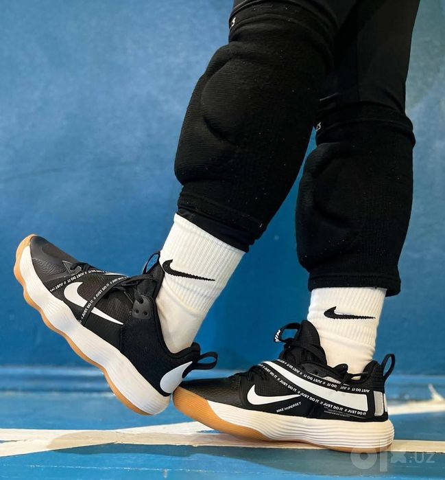Nike basketball  .