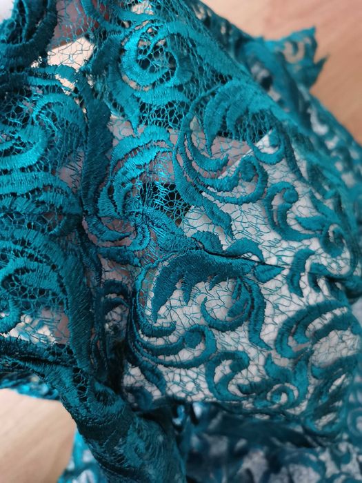 Rochie de lungime medie crem cu verde