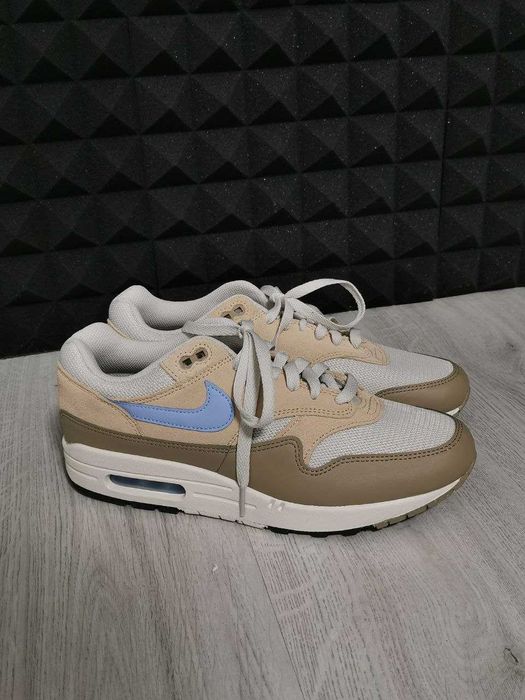 Sneakeri NIKE AIR MAX 1 Low - light bone/psychic blue/sanddrift/khaki